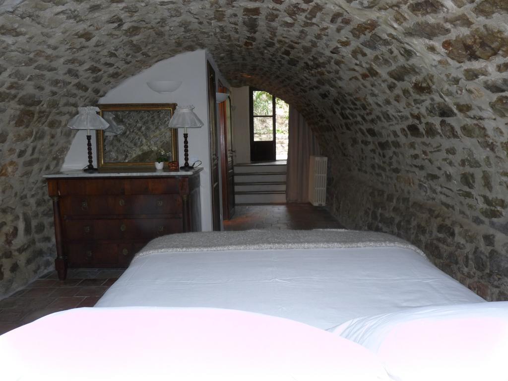 Bed and Breakfast La Maison Disabelle Teyran Zimmer foto