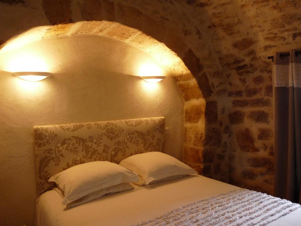 Bed and Breakfast La Maison Disabelle Teyran Exterior foto