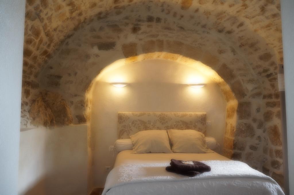 Bed and Breakfast La Maison Disabelle Teyran Zimmer foto