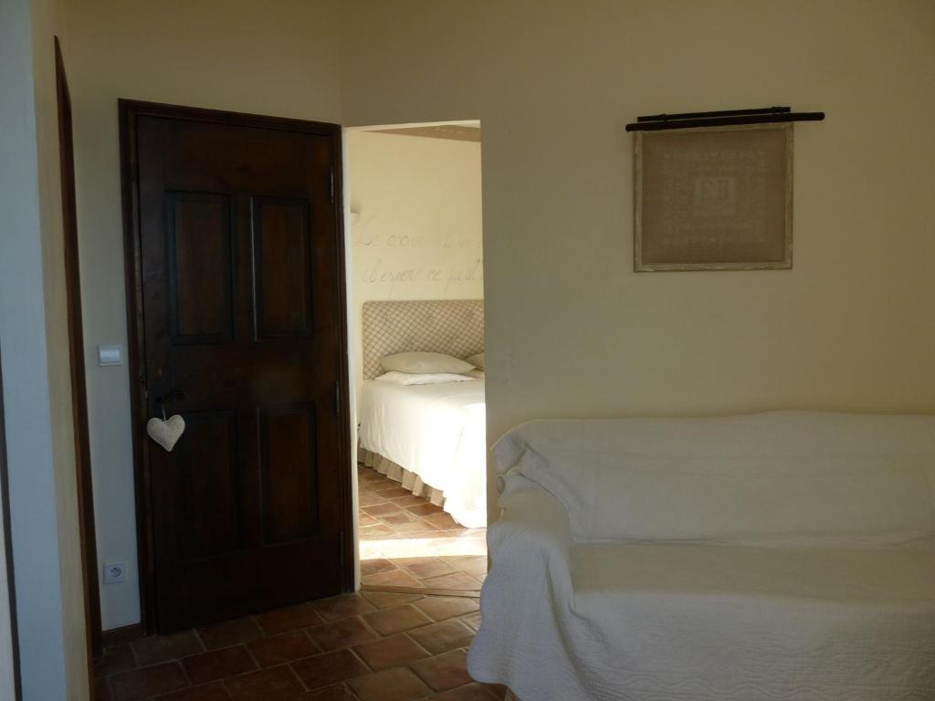Bed and Breakfast La Maison Disabelle Teyran Zimmer foto
